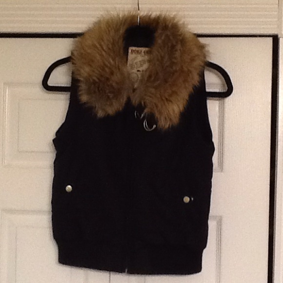 Fur vest