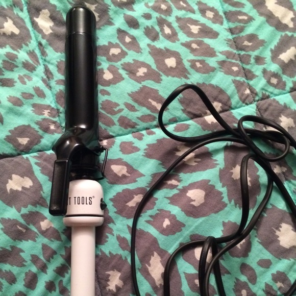 HOT TOOLS🔥 1 Inch Curling Iron 💁