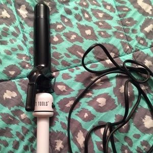 HOT TOOLS🔥 1 Inch Curling Iron 💁