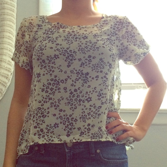 Kirra sheer top