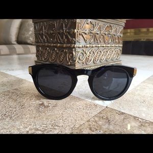 ❌SOLD❌🔴LAST CALL SALE🔴 Black Sunnies