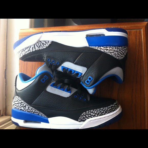 Size 9 - Picture 3 of 4