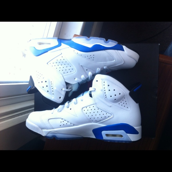 Size 9 - Picture 3 of 3