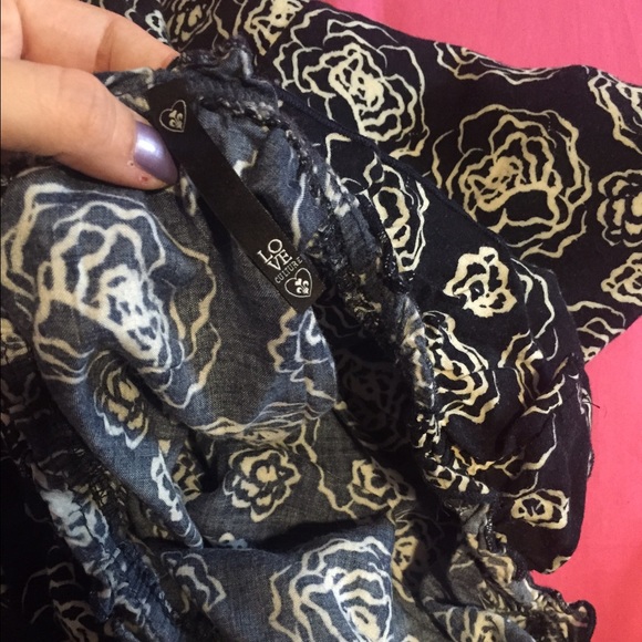 Gorgeous Floral Romper ❤️ - Picture 4 of 4