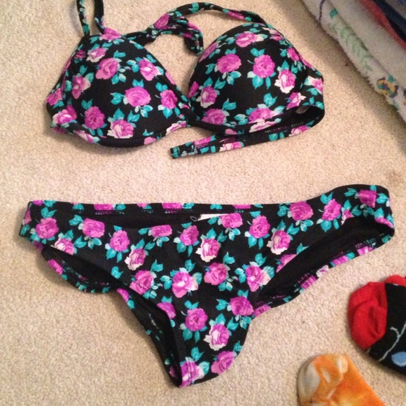 Black floral bikini