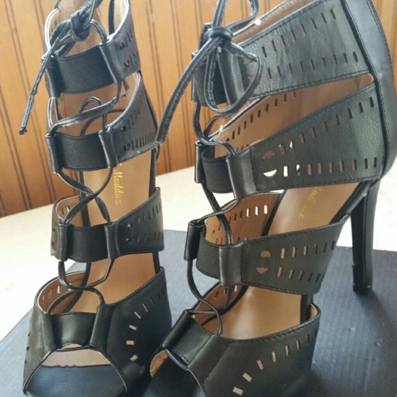 ??? NWOT HIGH HILLS ???