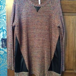 Multi color sweater with leather detail