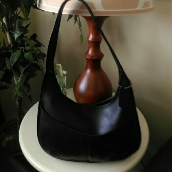 Vintage Coach leather hobo bag