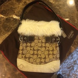 ⚡️⚡️On Sale ⚡️⚡️Authentic Coach handbag.