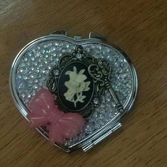 Petite Bling