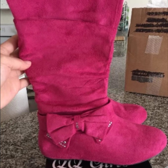 Pink girls boots! Size 3! New!