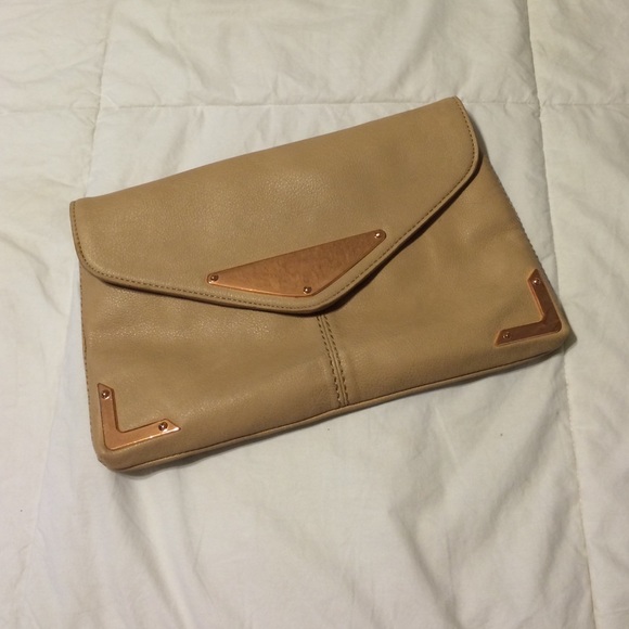 Beige clutch
