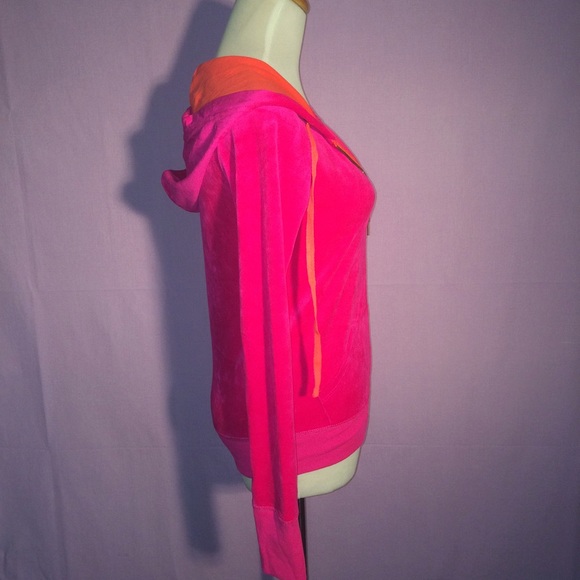 💐💐💐Spring Sale🎉Velour Hooded Top - Jenny Moore - Picture 3 of 4