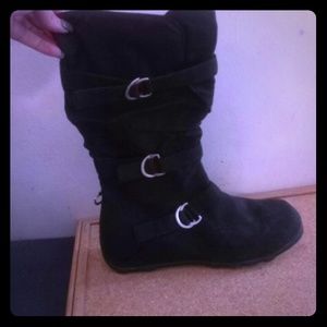 Black boots