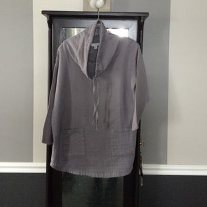 🎉SALE🎉Cute gray-blue top from j Jill.