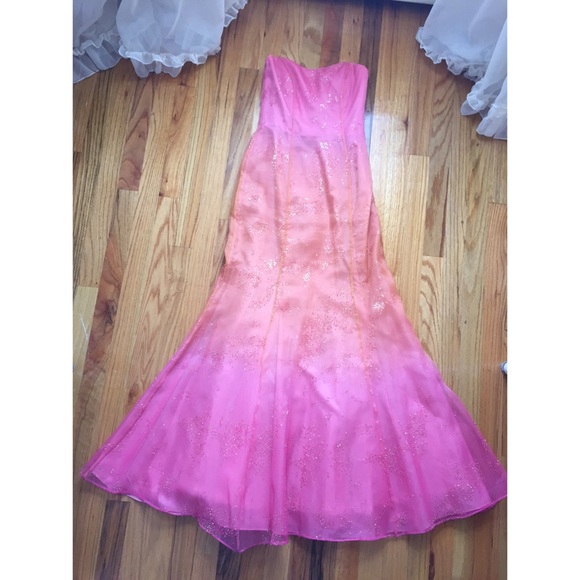 ‼️EVERYTHING MUST GO‼️ Ombre Prom Dress