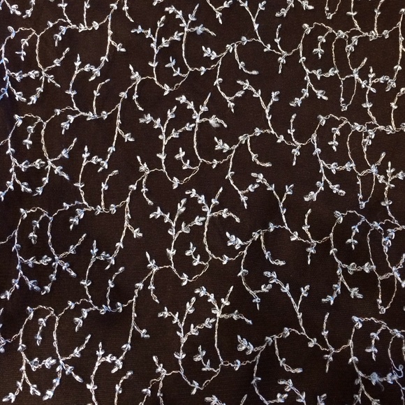 Vintage black dress with a twist - Picture 2 of 4