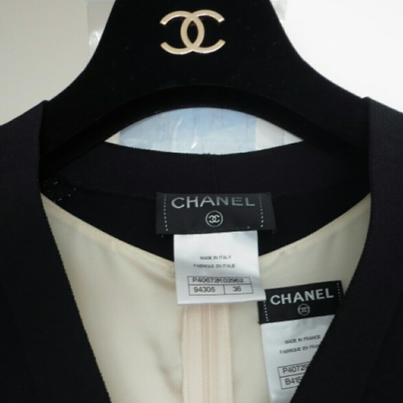 Chanel dress+cardigan set. Fit xs - Picture 5 of 16