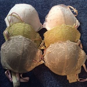 3 push up lace bras size 36C