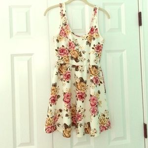 Super Cute Floral Dress