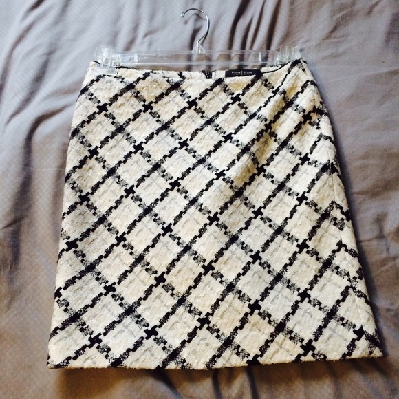 White House Black Market pencil skirt