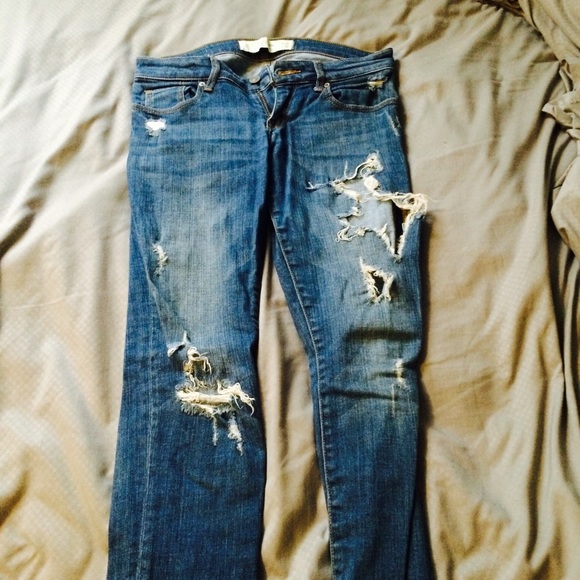 Abercrombie & Fitch distressed denim