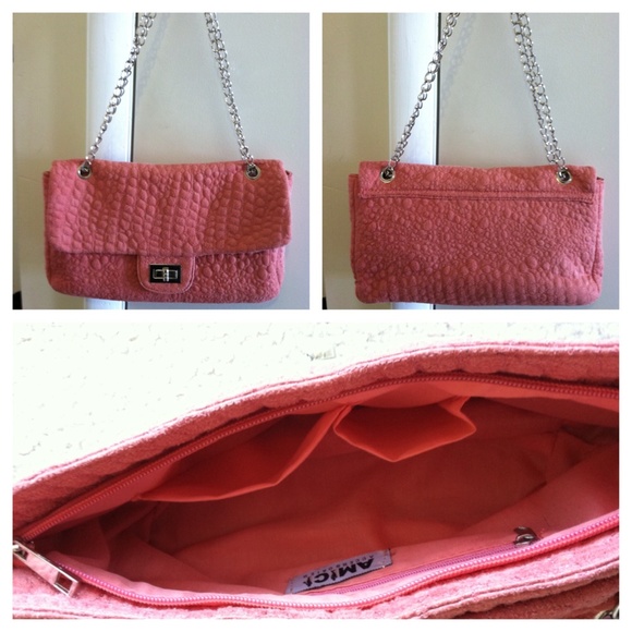 Pink Quilted Chain Purse - Picture 4 of 4