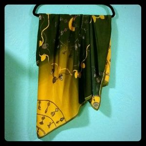 NWOT Green and Yellow Square Scarve