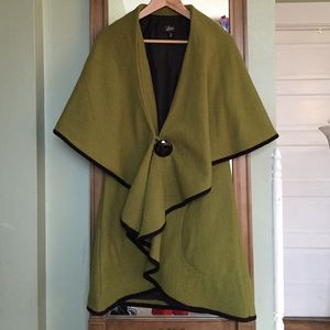 Olive green cloak w/black trim