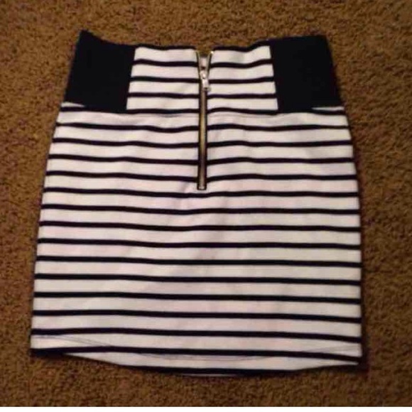 Pencil skirt