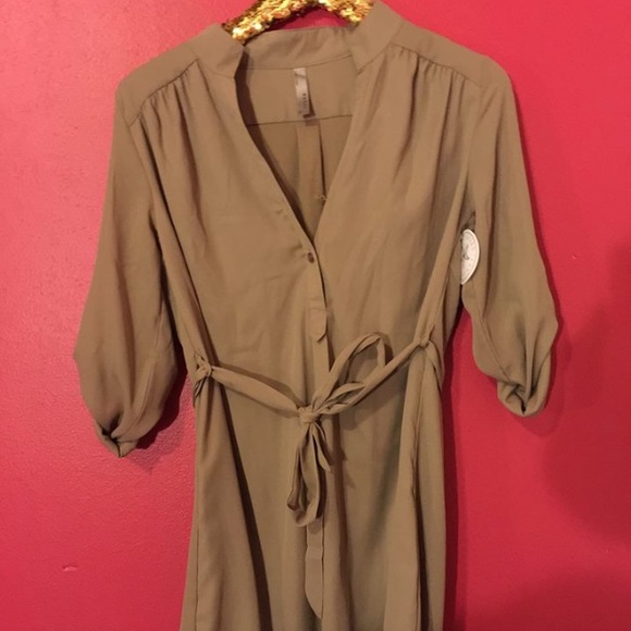 ISO a dress like this!!! Please!