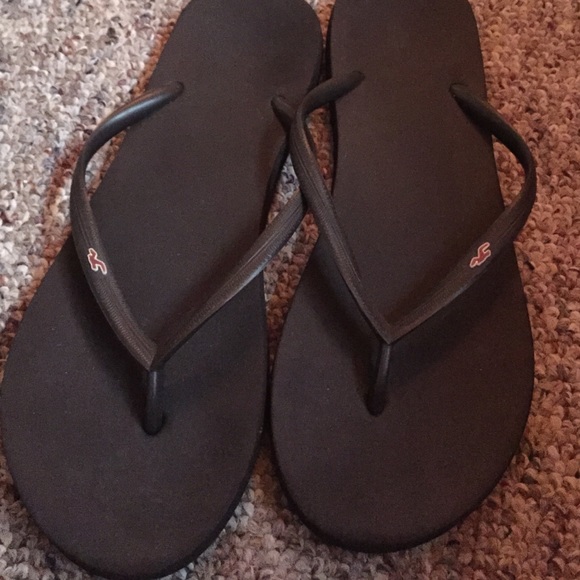 Brown Hollister Flip Flops