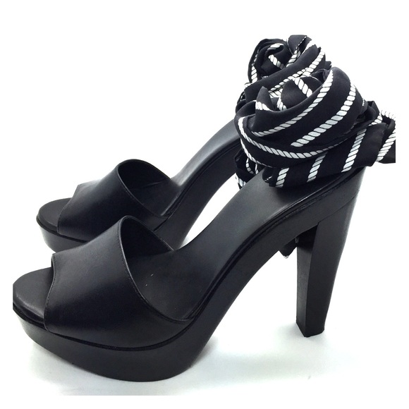 Diane von Furstenberg Black Shoes.