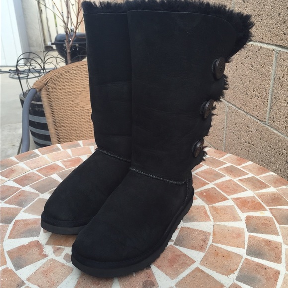 Ugg, Tall Bailey Button, size 7 in black (used)
