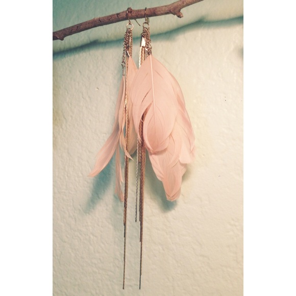 Express Feather Earring