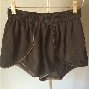 Woven shorts