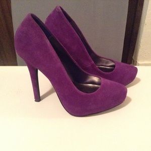 Cathy Jean purple pumps 6.5