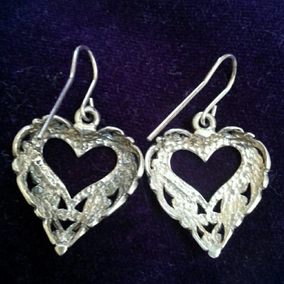 Sterling silver heart earrings - Picture 2 of 3