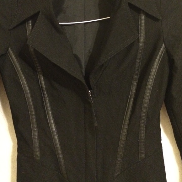 Bebe blazer- as new