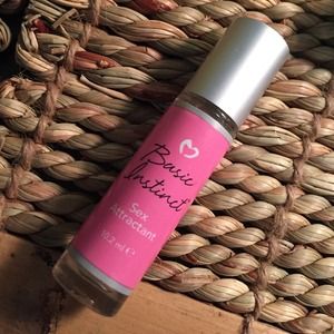 Basic instinct pure romance