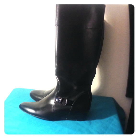 ♠️Mid-Calf Black Long Boots.♠️
