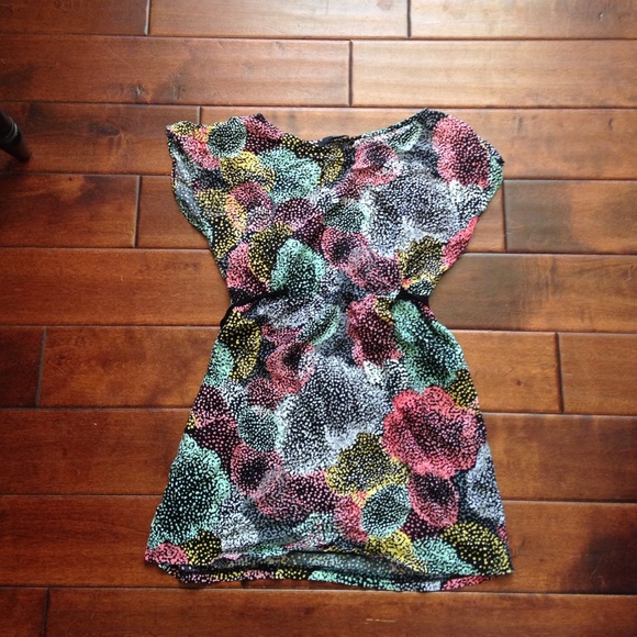 Cute Multi-colored Forever 21 dress!.