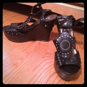 Size 8 1/2 brown/black wedges