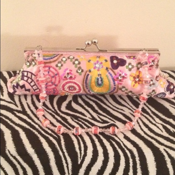 Pink embellished evening purse or clutch - Picture 1 of 3