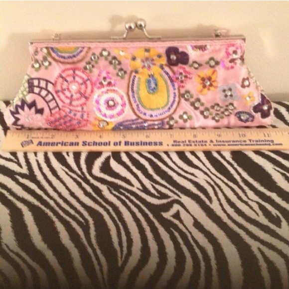 Pink embellished evening purse or clutch - Picture 2 of 3