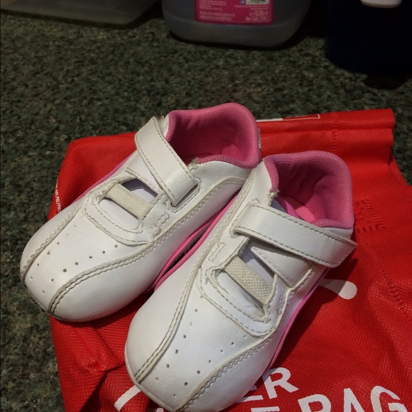 Shoes - Picture 2 of 3