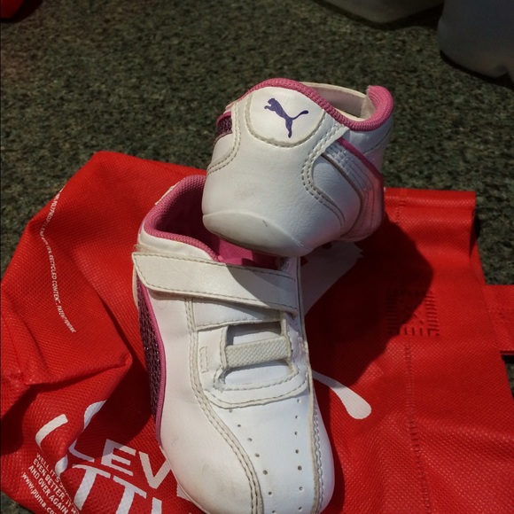 Shoes - Picture 3 of 3