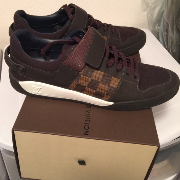 Authentic Louis Vuitton sneakers - Picture 3 of 4