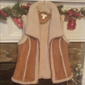 Faux fur and suede vest