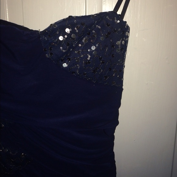 Blue sequin formal dress - Picture 1 of 4